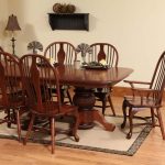 Oxford Heights Dining Room Set