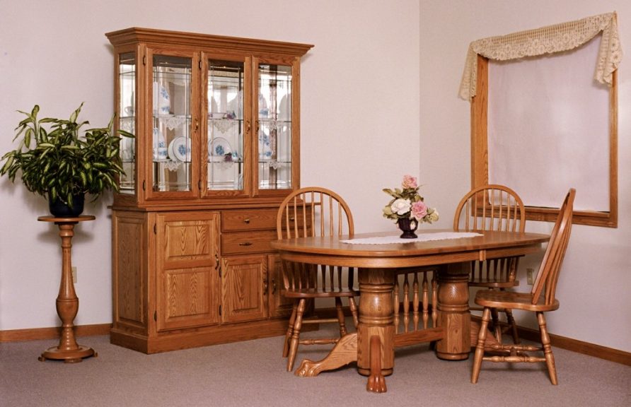 Town & Country Dining Set